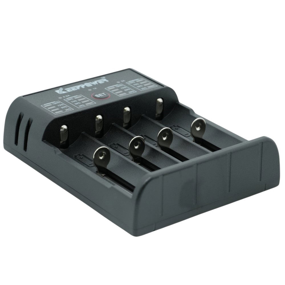 KeepPower K4 Ni-MH és Li-ion USB akkutöltő termék fő termékképe