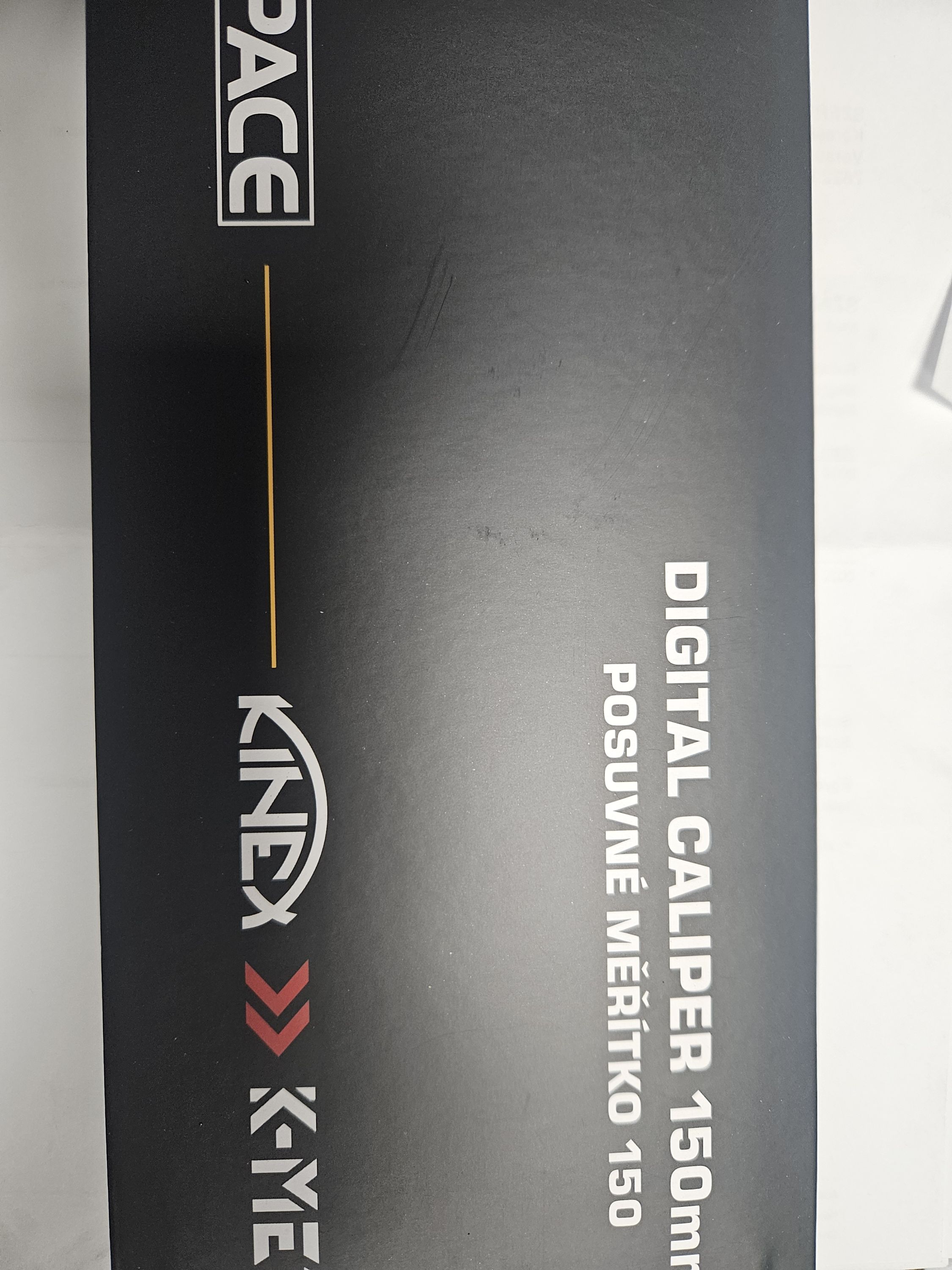 K-MET Digitális tolómérő , nagy kijelzővel 150/0,01mm mm/inc termék fő termékképe