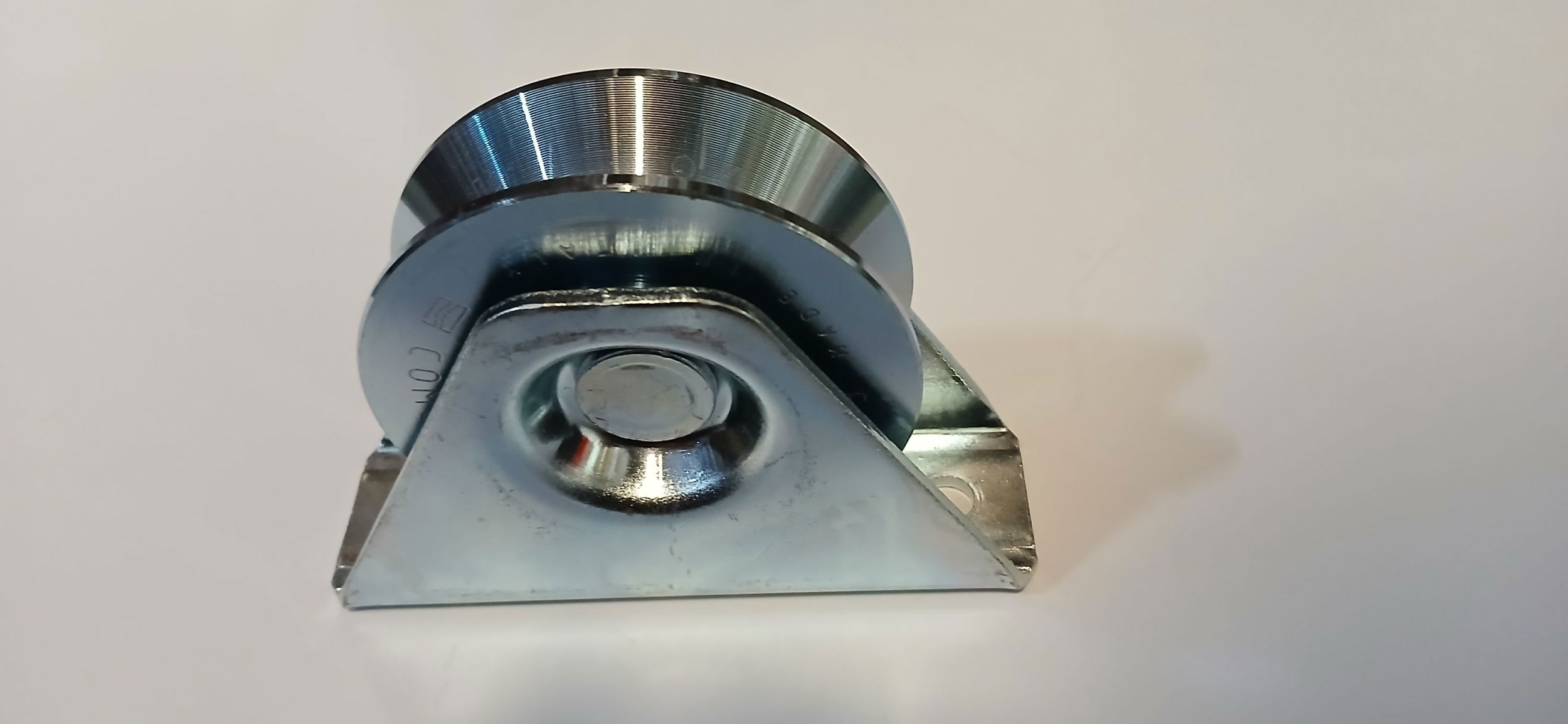 Cebora kapukerék Talpas V Profil 80mm termék fő termékképe