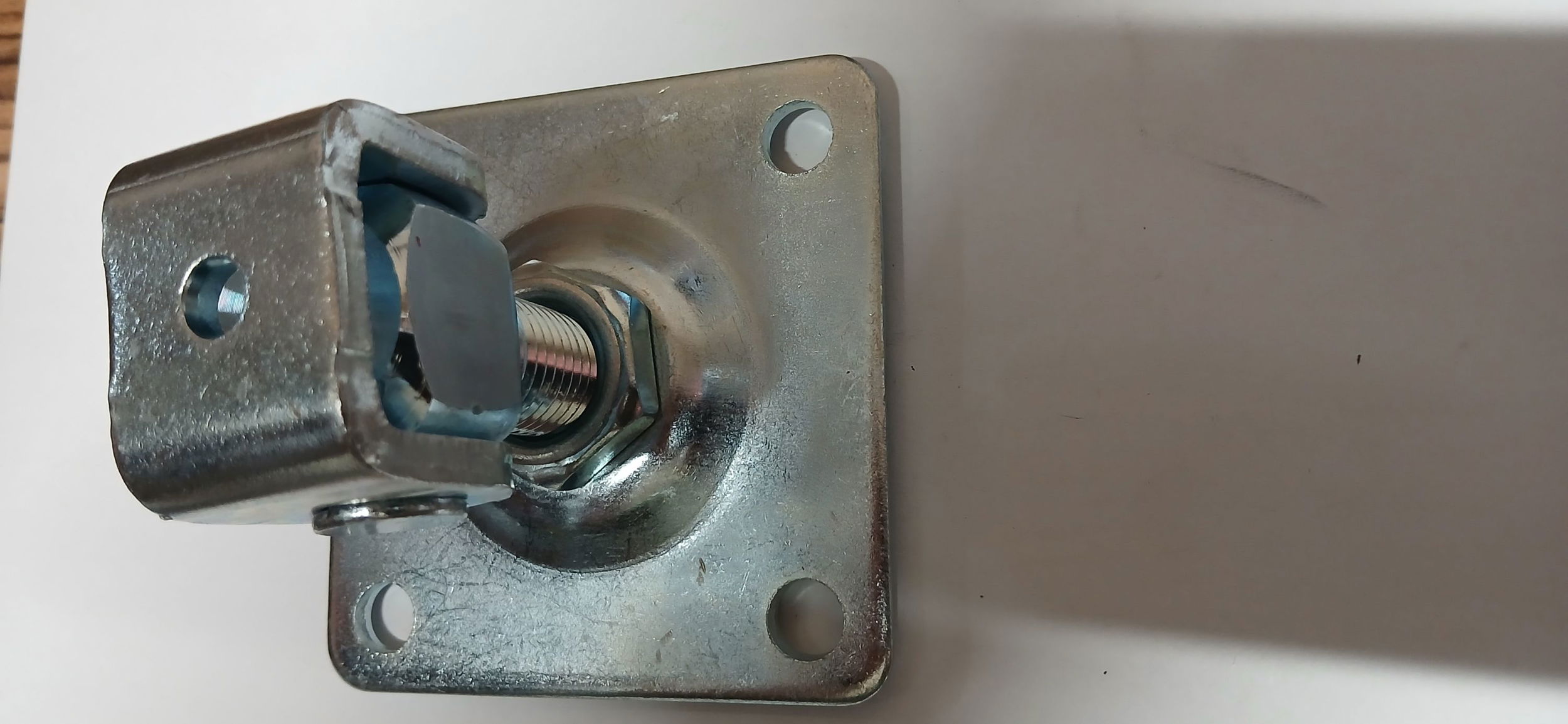 Cebora Kapuzsanér Csavarozható Állítható 1610-M20 termék fő termékképe