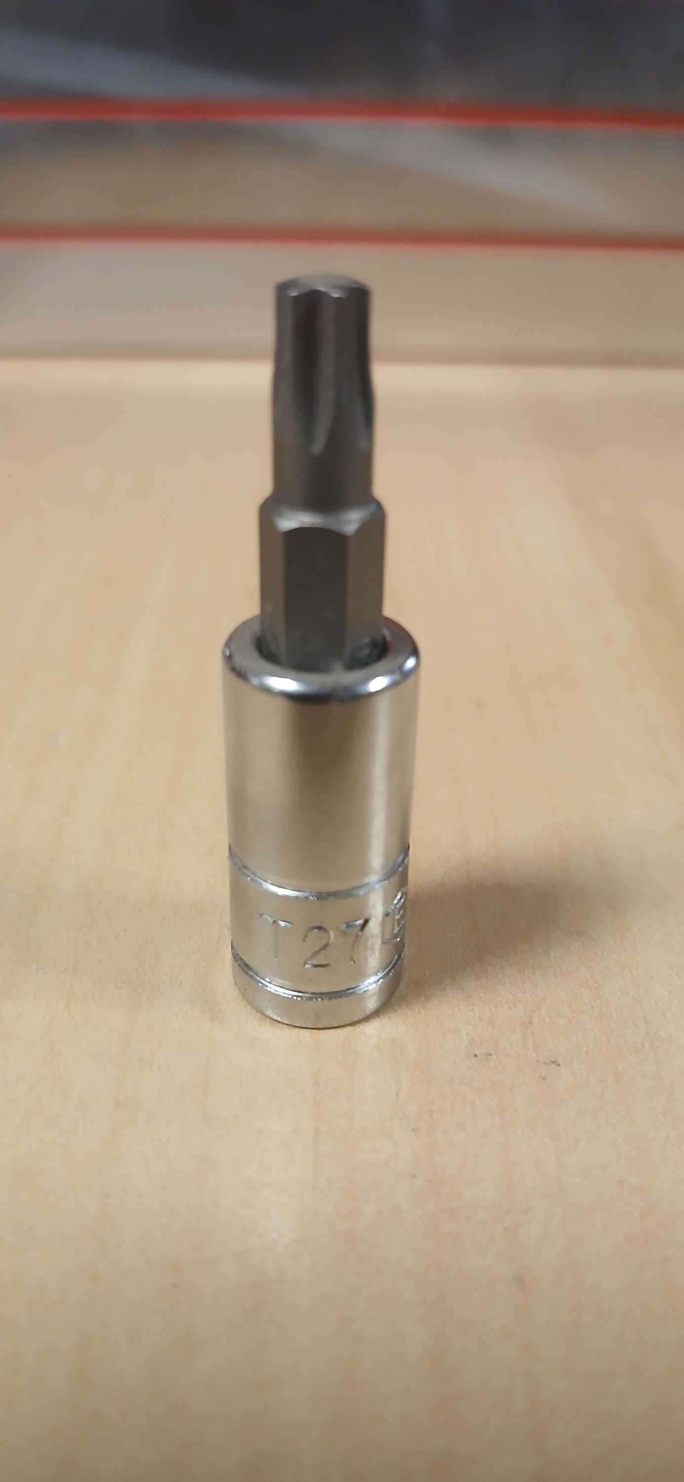 Genius Rátűző kulcs 1/4" TX 27 44 mm termék fő termékképe