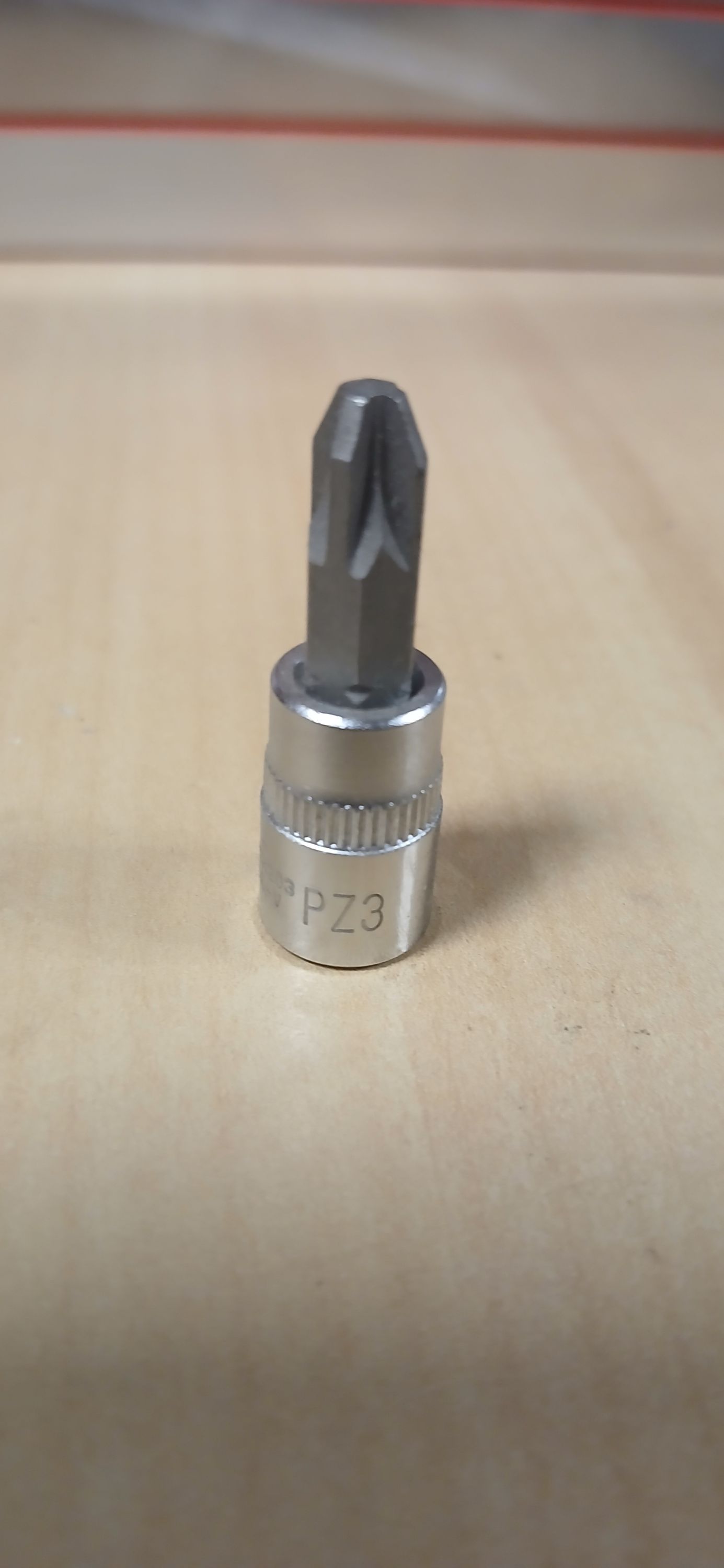 JONNESWAY Jonesway Rátűző kulcs 1/4" PZ3 termék fő termékképe