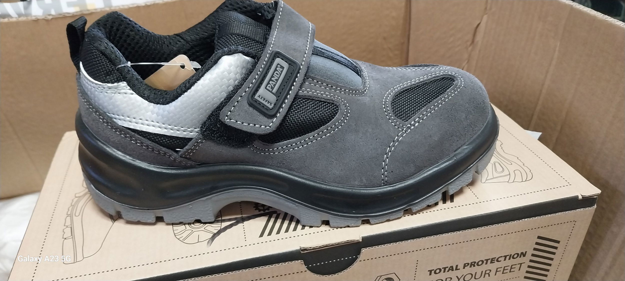 cerva Panda Auge Védőszandál S1P 35-ös termék fő termékképe