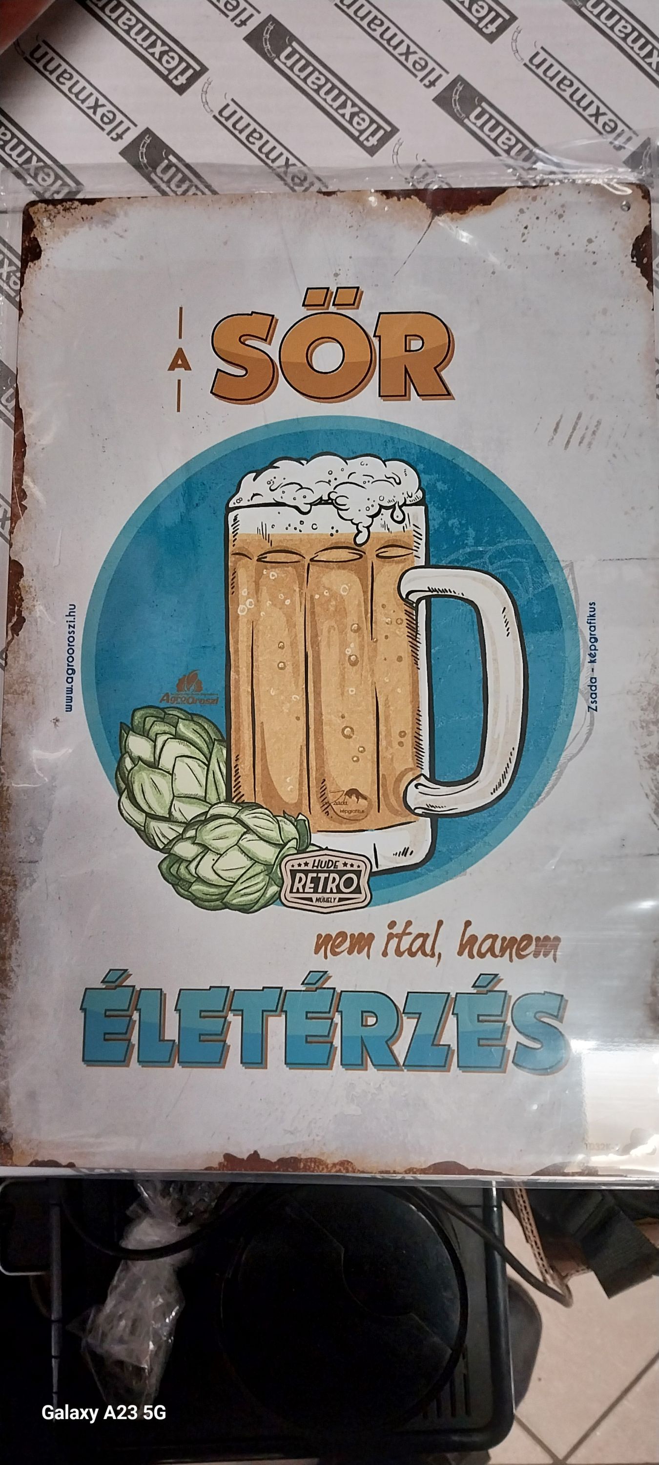 Retro fémtábla - A sör nem ital, hanem életérzés - kék kör - A4 - 20x30 cm termék fő termékképe