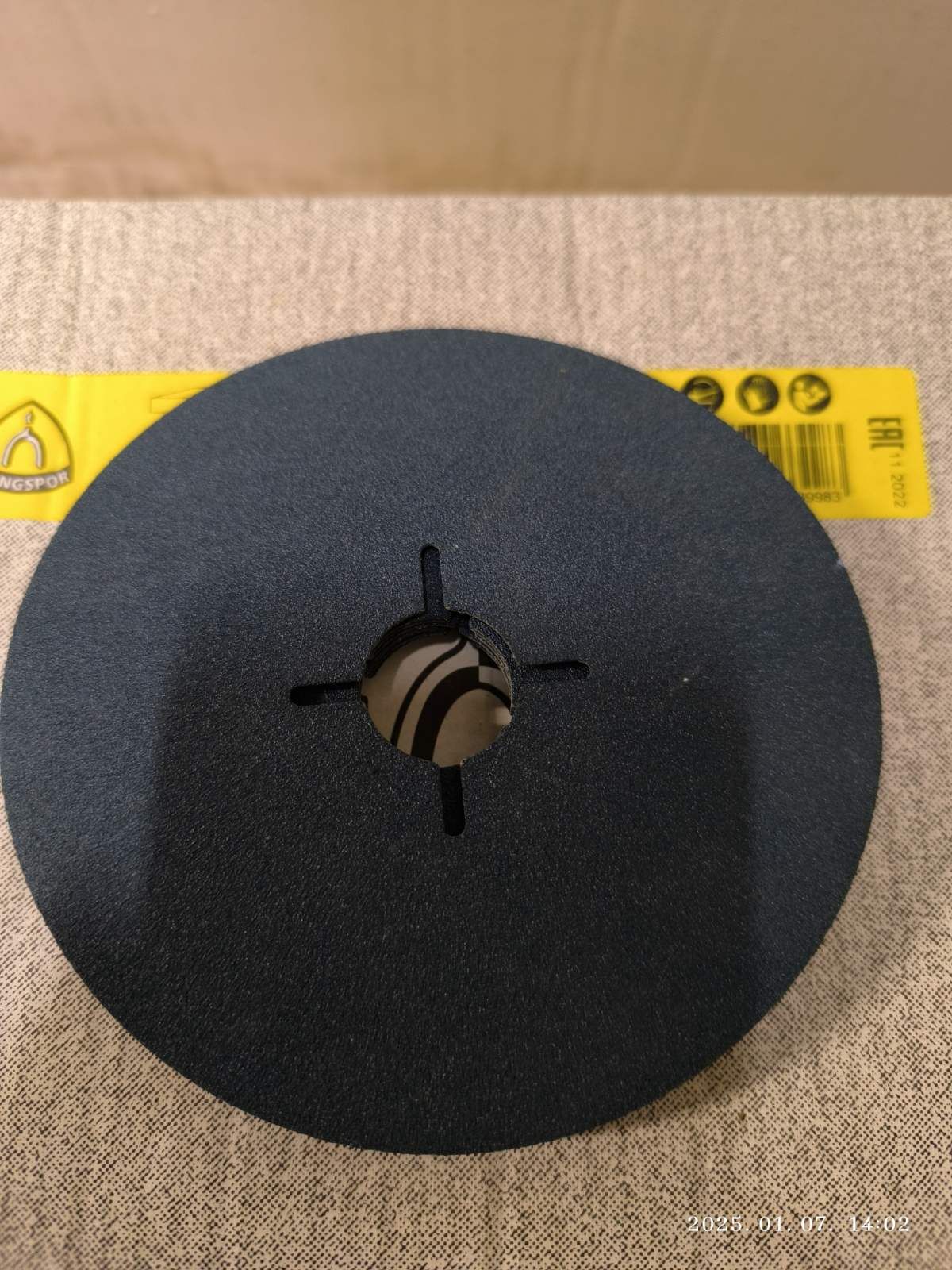 Goora fibertárcsa 125mm kékszínű P120 termék fő termékképe