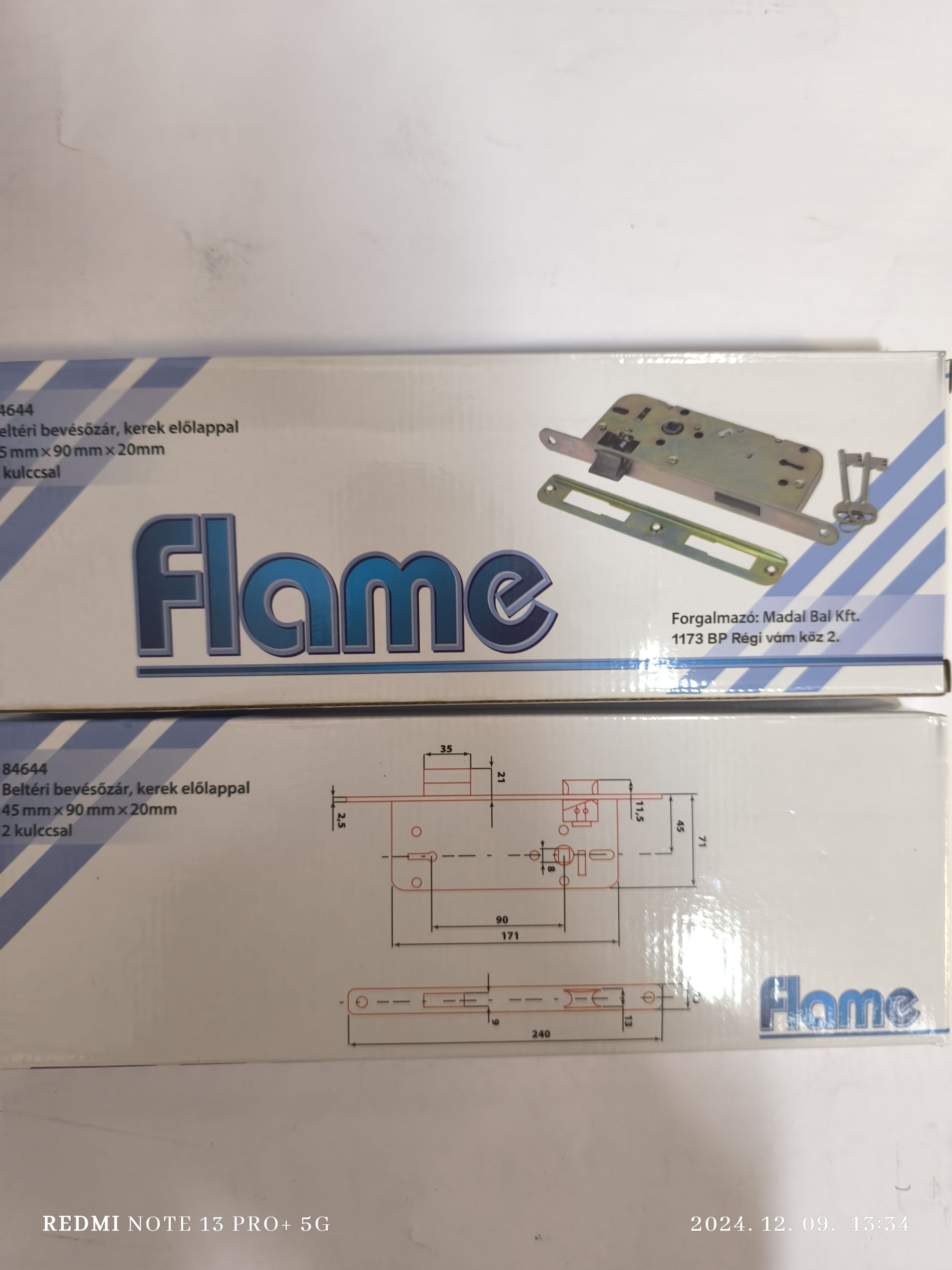 FLAME Beltéri bevésőzár 45x90x20x7mm 2 kulcsos, kerek termék fő termékképe
