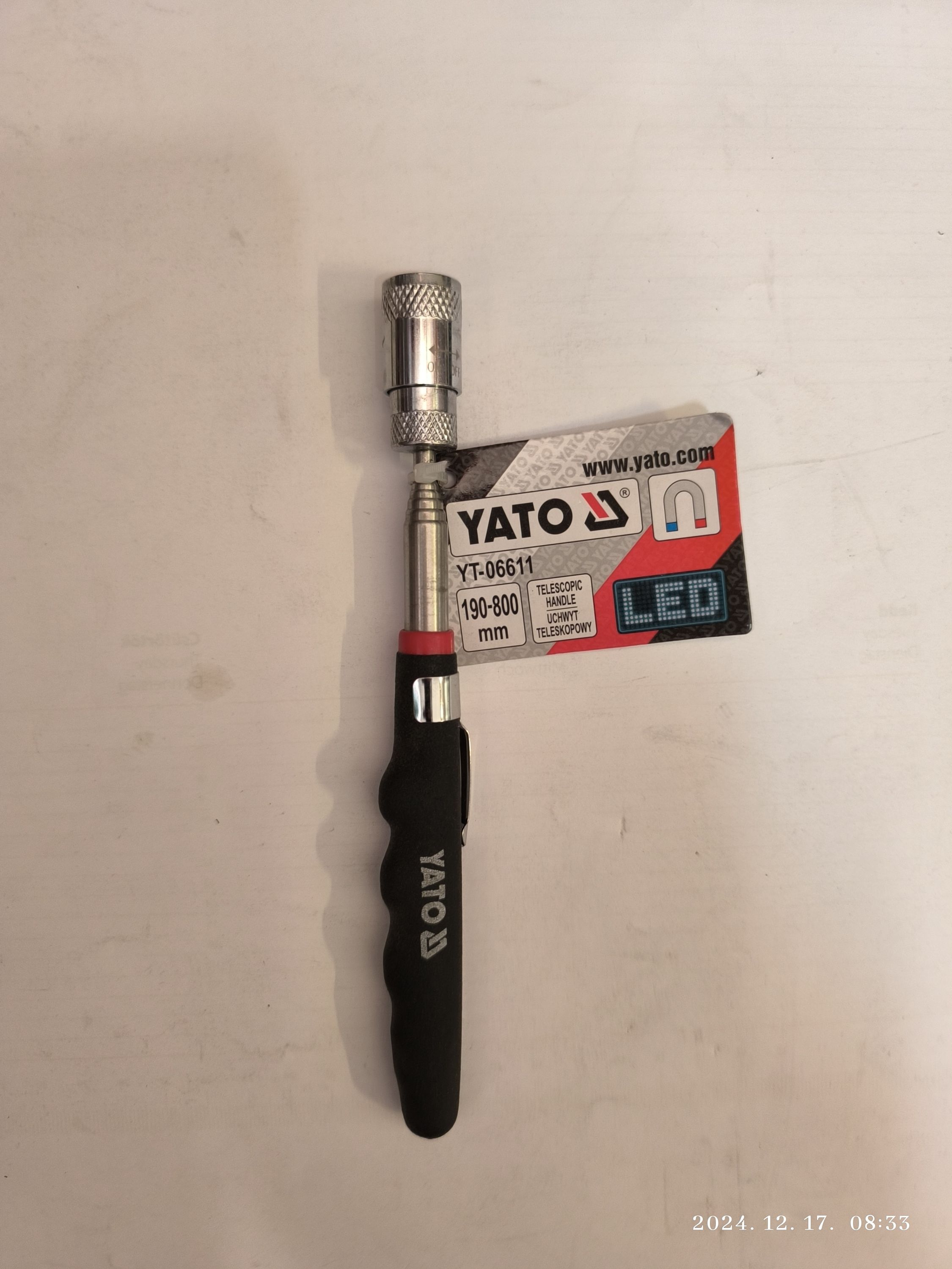 YATO Felszedő mágnes, teleszkópos nyéllel LED-es termék fő termékképe
