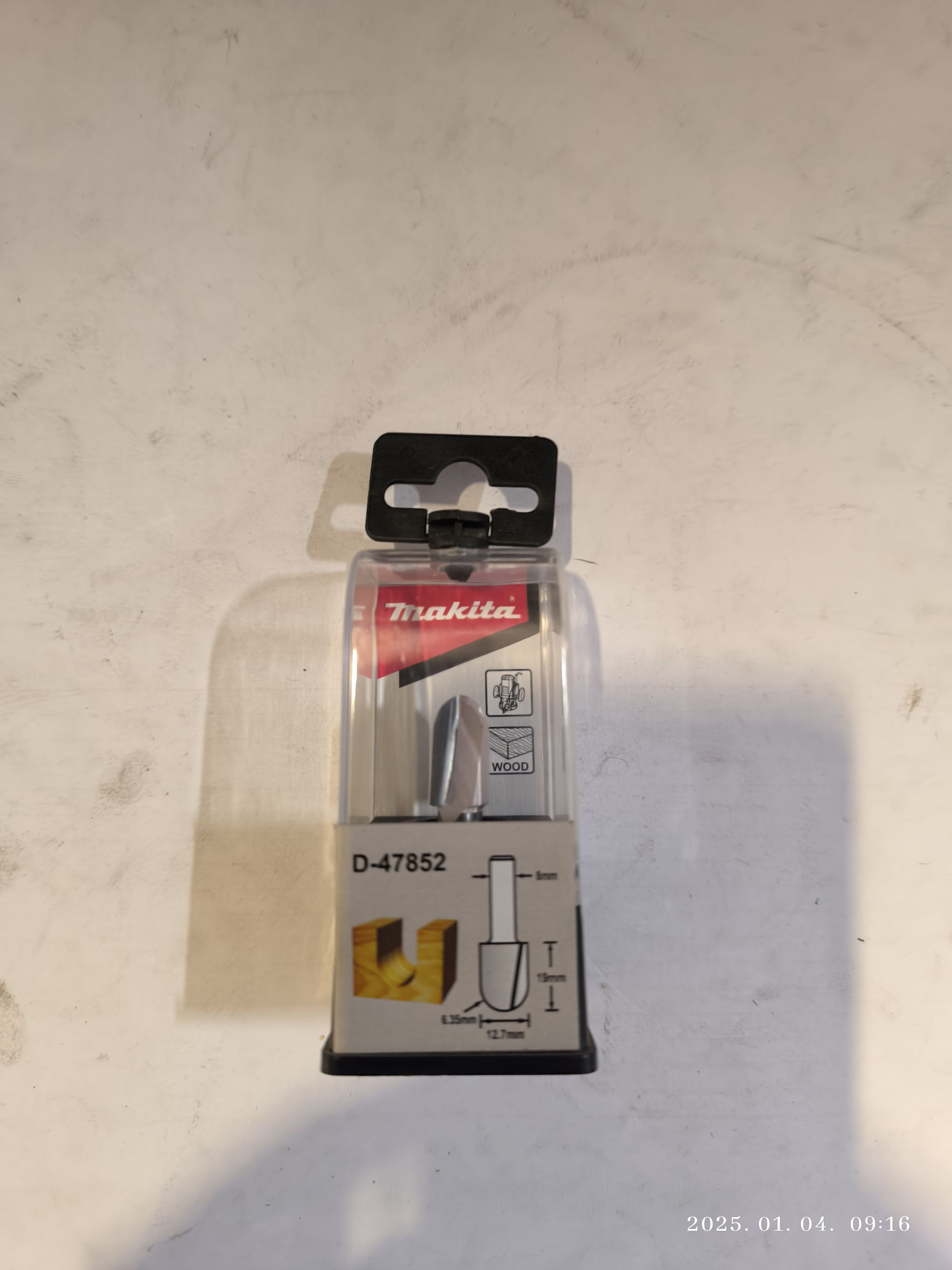 MAKITA Szintbemaró csapágyas kés D8 termék fő termékképe