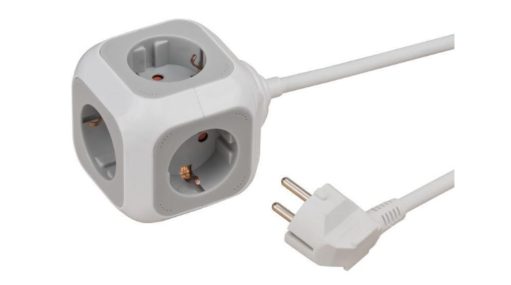 Brennenstuhl Elosztókocka Alea-Power 4x DE F típusú (CEE 7/3) aljzat - DE F típusú (CEE 7/4) dugó Fehér 1.4m termék fő termékképe