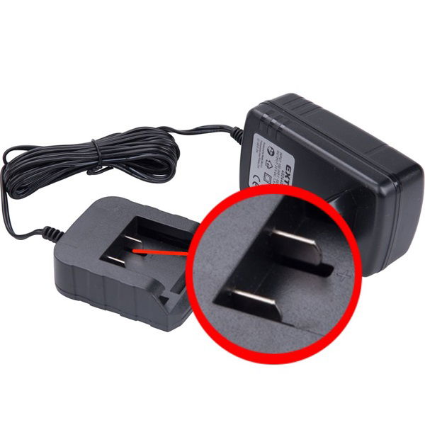 EXTOL Akkutöltő ÚJABB TÍPUSÚ 402440 Li-ion akkuhoz, 3 SARU; 20,5V, töltési idő: 1 óra termék fő termékképe